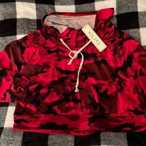 #3 NWT red Camo cropped top size Lg